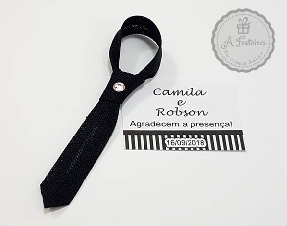 Mini Gravata com Strass, Imã e Tag Personalizado