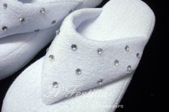 Pantufa com strass