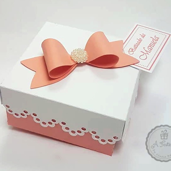 Pedido Personalizado Exclusivo para Adriana Cx para 4 Doces