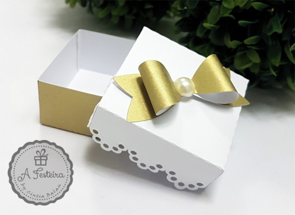 Pedido Personalizado Exclusivo para Mabel- Cx Delicada Doces