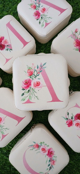 Porta-joias Personalizado com Inicial Floral