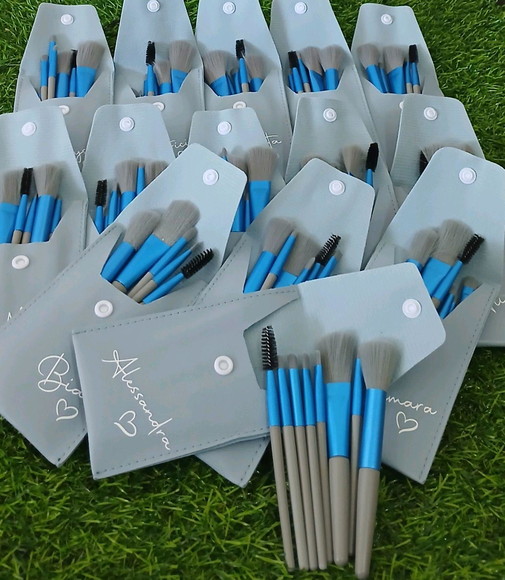 KIT MAKE PERSONALIZADO