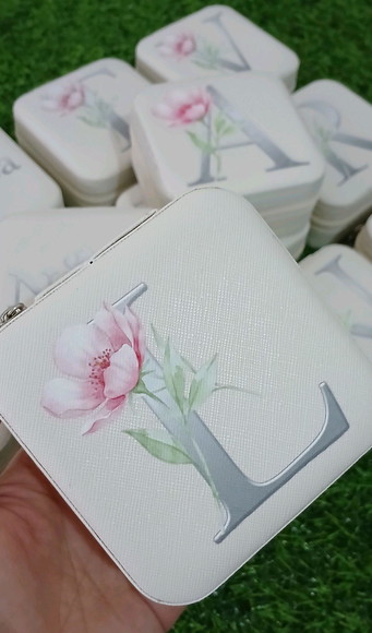 Porta Joia Personalizado Iniciais Madrinhas Mães Empresas - Imagem 2