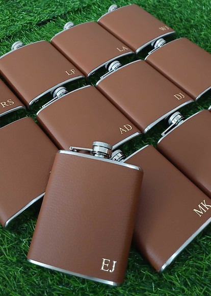 Garrafa Cantil Masculina Personalizada com Iniciais Dourado - Imagem 3
