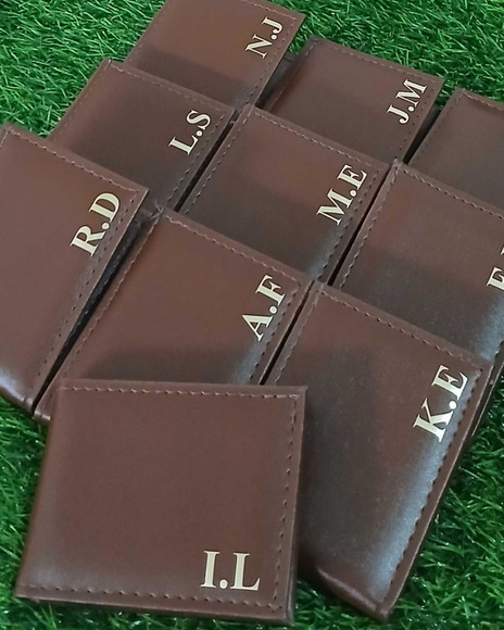 Carteira Masculina Compacta Personalizada com Iniciais - Imagem 2