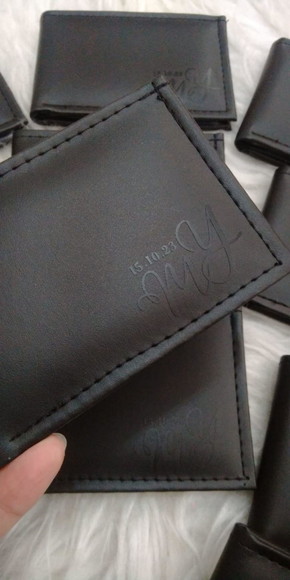 Lembrança para Padrinhos Carteira Personalizada