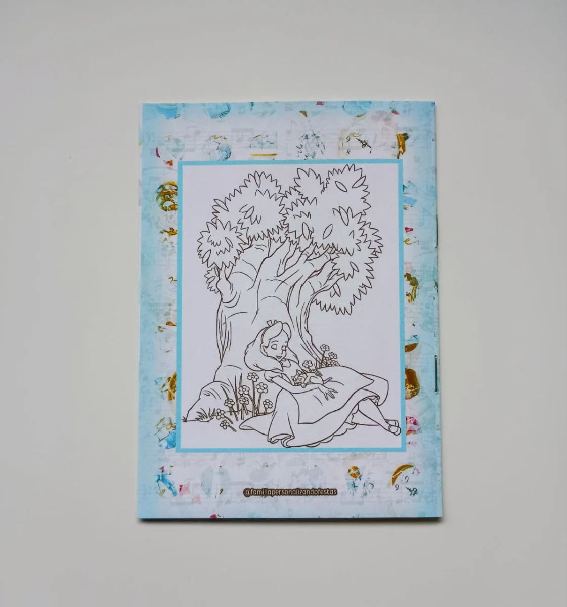 Álbum de Figurinhas e Colorir Lembrancinha Personalizada Aniversário Alice no País das Maravilhas - Imagem 3