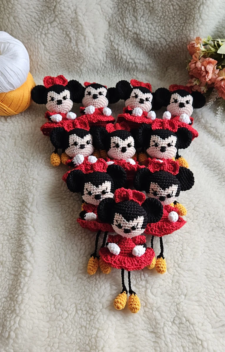 Chaveiro Mimi Bambolina Crochê Amigurumi Lembrancinha - Imagem 5