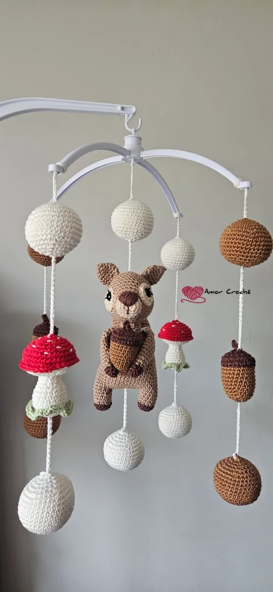 Móbile de Berço Para Quarto de Bebê em Crochê Amigurumi Tema Bosque Encantado - Imagem 1