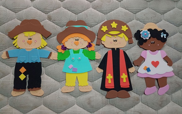 Painel Festa Junina com 7 Personagens de 35 cm Cada - Imagem 2