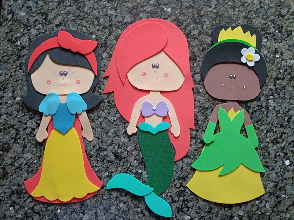 Kit com 11 Princesas de 35 cm Cada para Decoração
