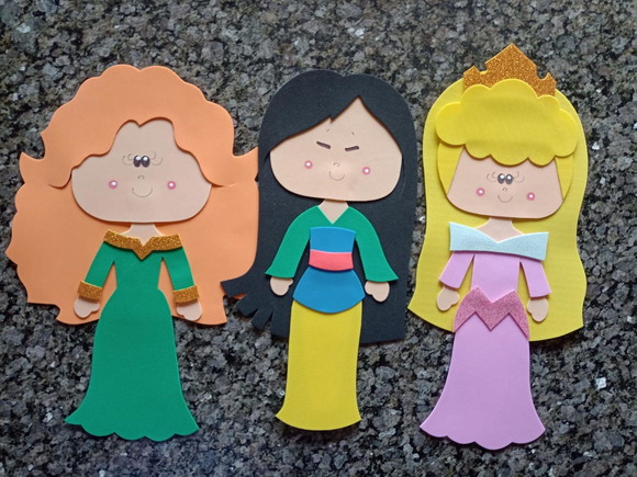 Kit com 11 Princesas de 35 cm Cada para Decoração - Imagem 3