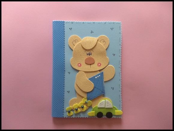 Caderno pequeno decorado ursinho brincalhão