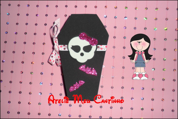 Caixão porta doces mosnters hight