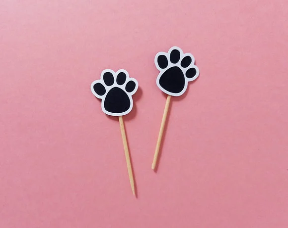 Mini Topper Patinhas de Cachorro em Camadas